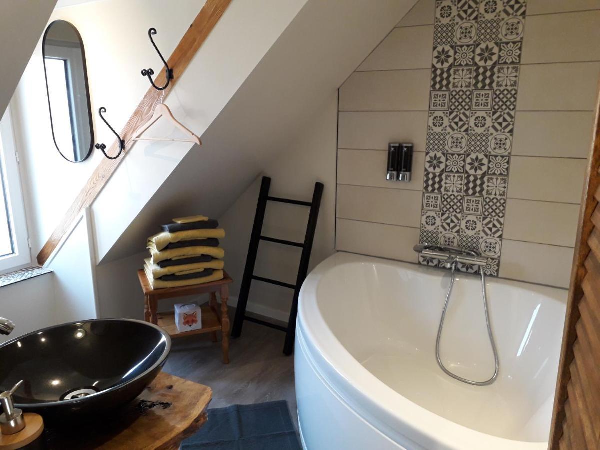 Charmes En Ville Le Charme Authentique Montlucon Ngoại thất bức ảnh
