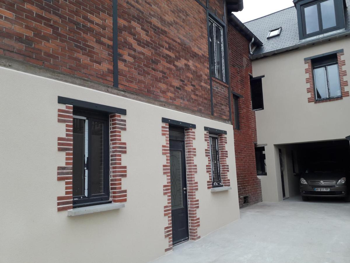 Charmes En Ville Le Charme Authentique Montlucon Ngoại thất bức ảnh